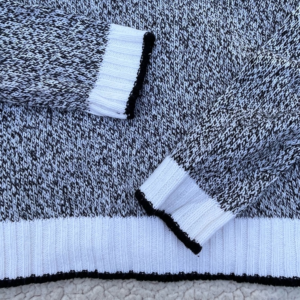Sweater - Picture 3 of 3